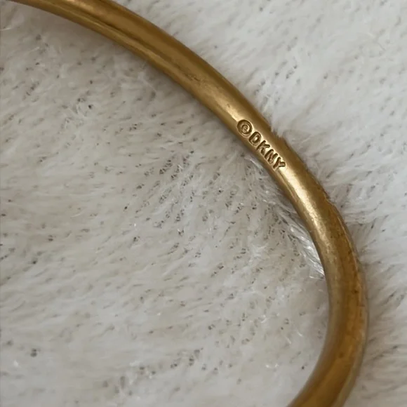 80’s Vintage DKNY gold and pearl bracelet - Picture 3 of 4